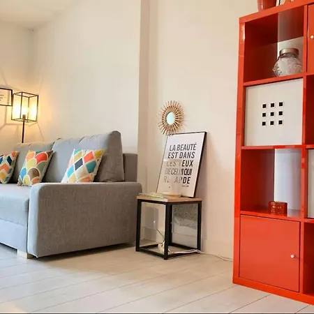 Apartment Felix • Avec Balcon • Parking • Wifi • Tram B A Proximite
